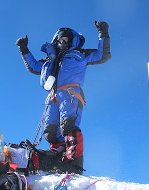 Grant Rawlinson completing the Tasman Sea world record