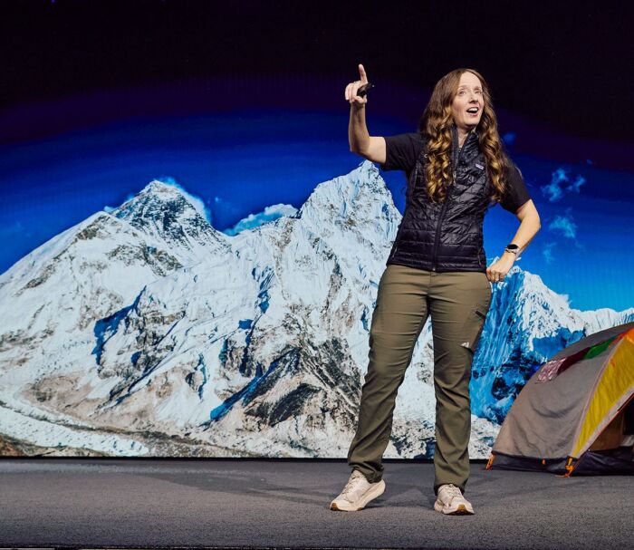 Make a decision on Everest